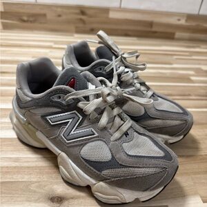 New Balance Light Gray Athletic Shoes